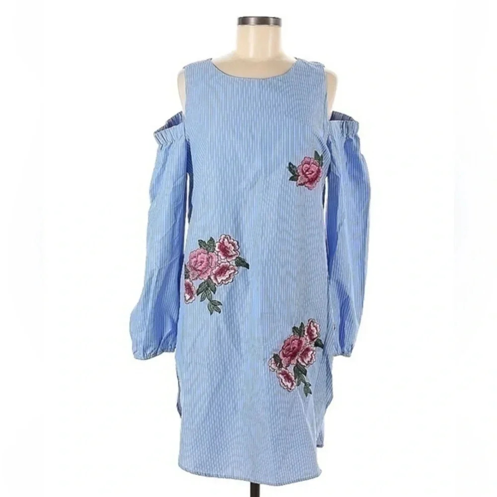 Song Of Style Revolve Stripe Cold Shoulder Floral Embroider Dress Size Large L